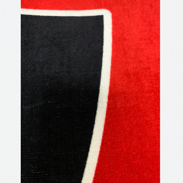 TOALLA ESCUDO ATLAS FC ROJINEGROS