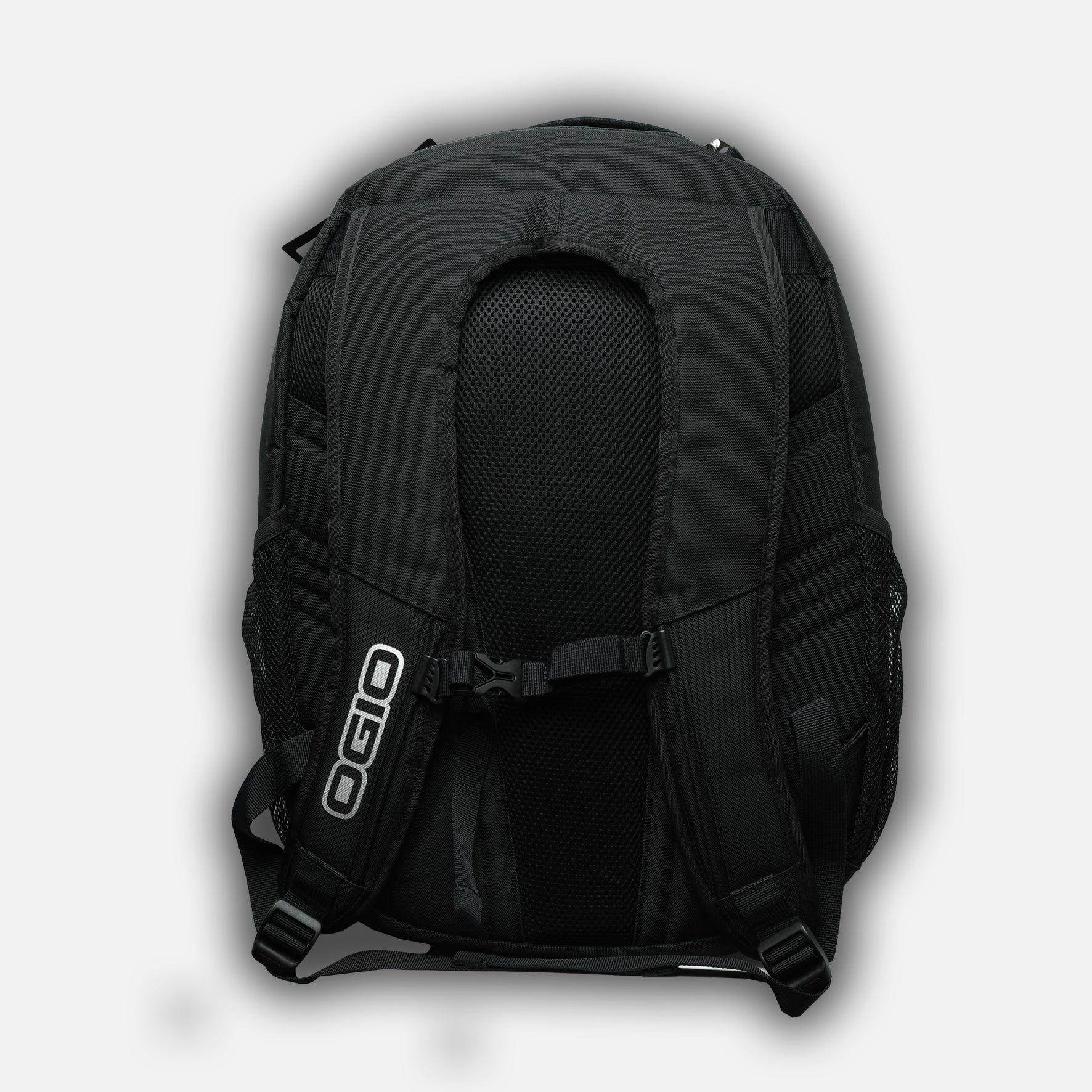 MOCHILA VIAJERA ATLAS FC