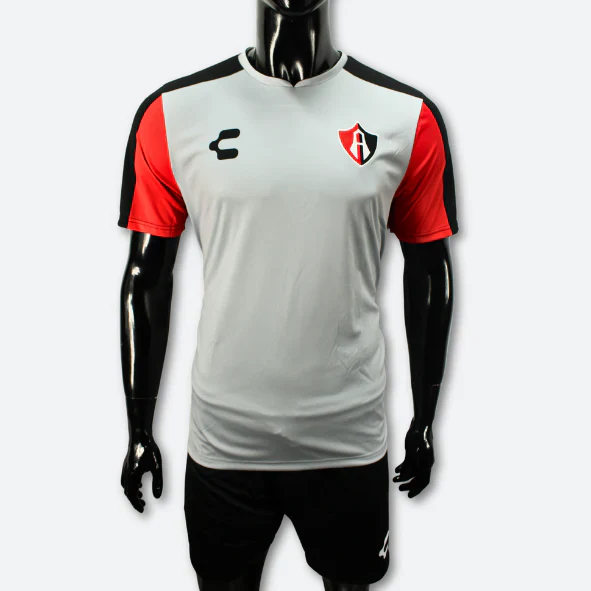 KIT OFICIAL DE ACADEMIAS DE FUTBOL ATLAS FC PARA ADULTO VISITA