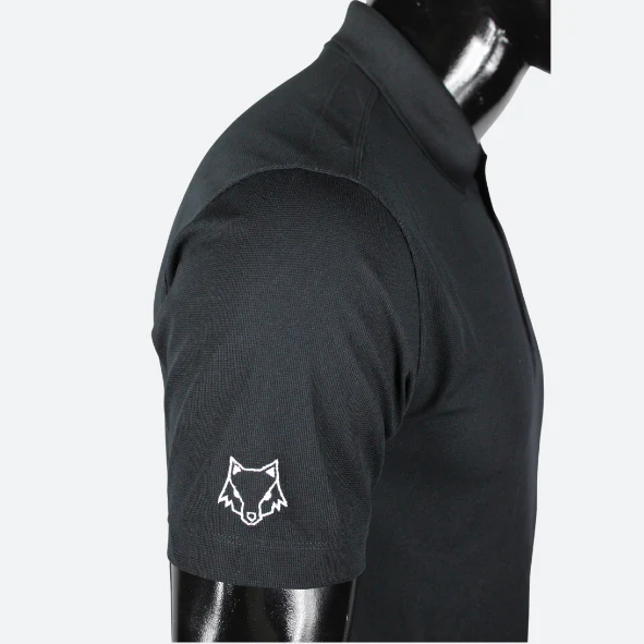 POLO ATLAS FC NEGRA CON PARCHE TEXTURIZADO