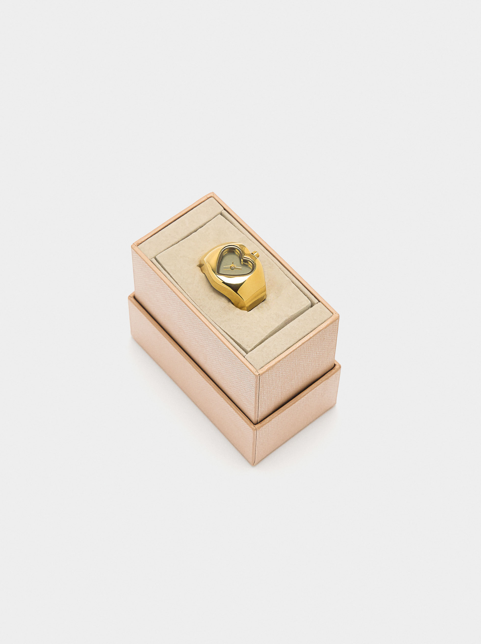 Anillo de reloj corazón dorado - acero inoxidable