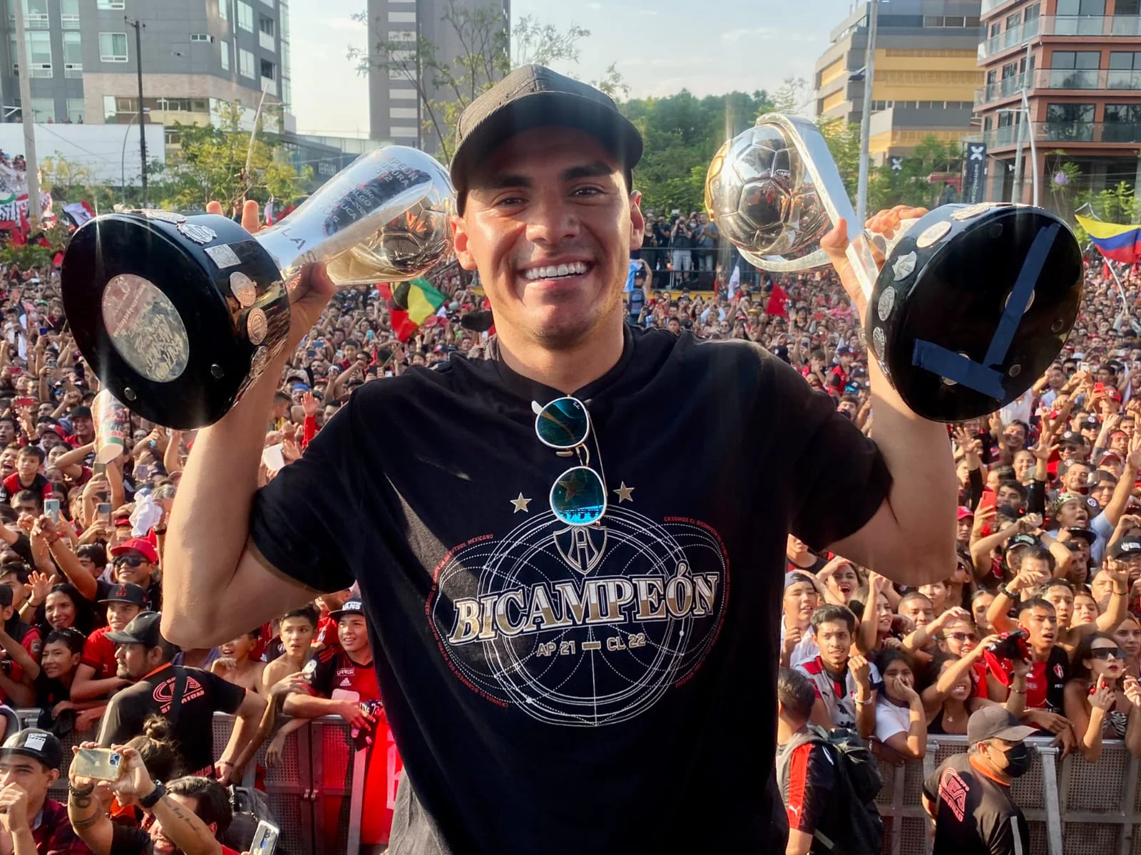 PLAYERA CONMEMORATIVA ATLAS FC BICAMPEÓN AP21-CL22