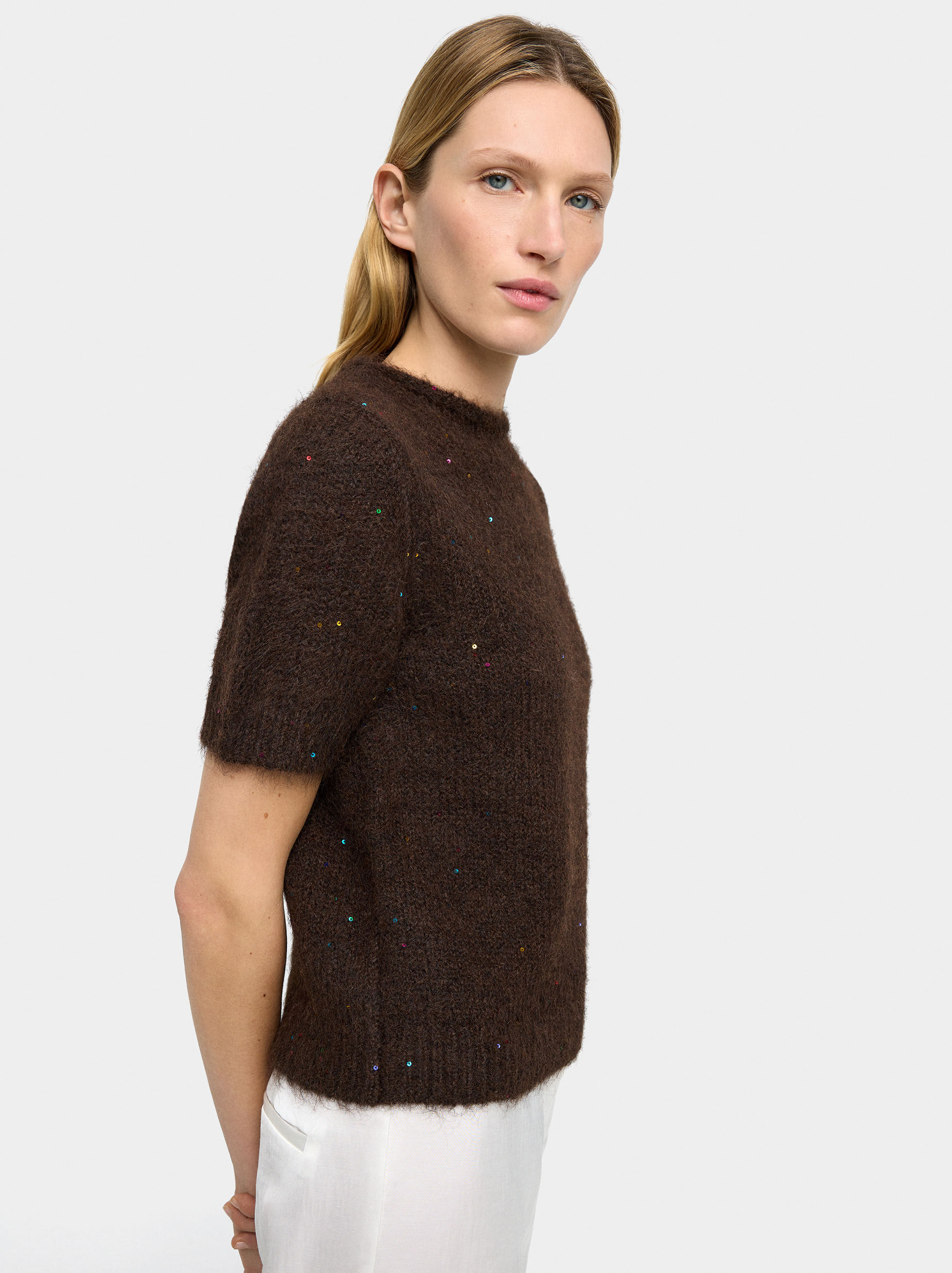 Camiseta de punto con mangas cortas y lentejuelas