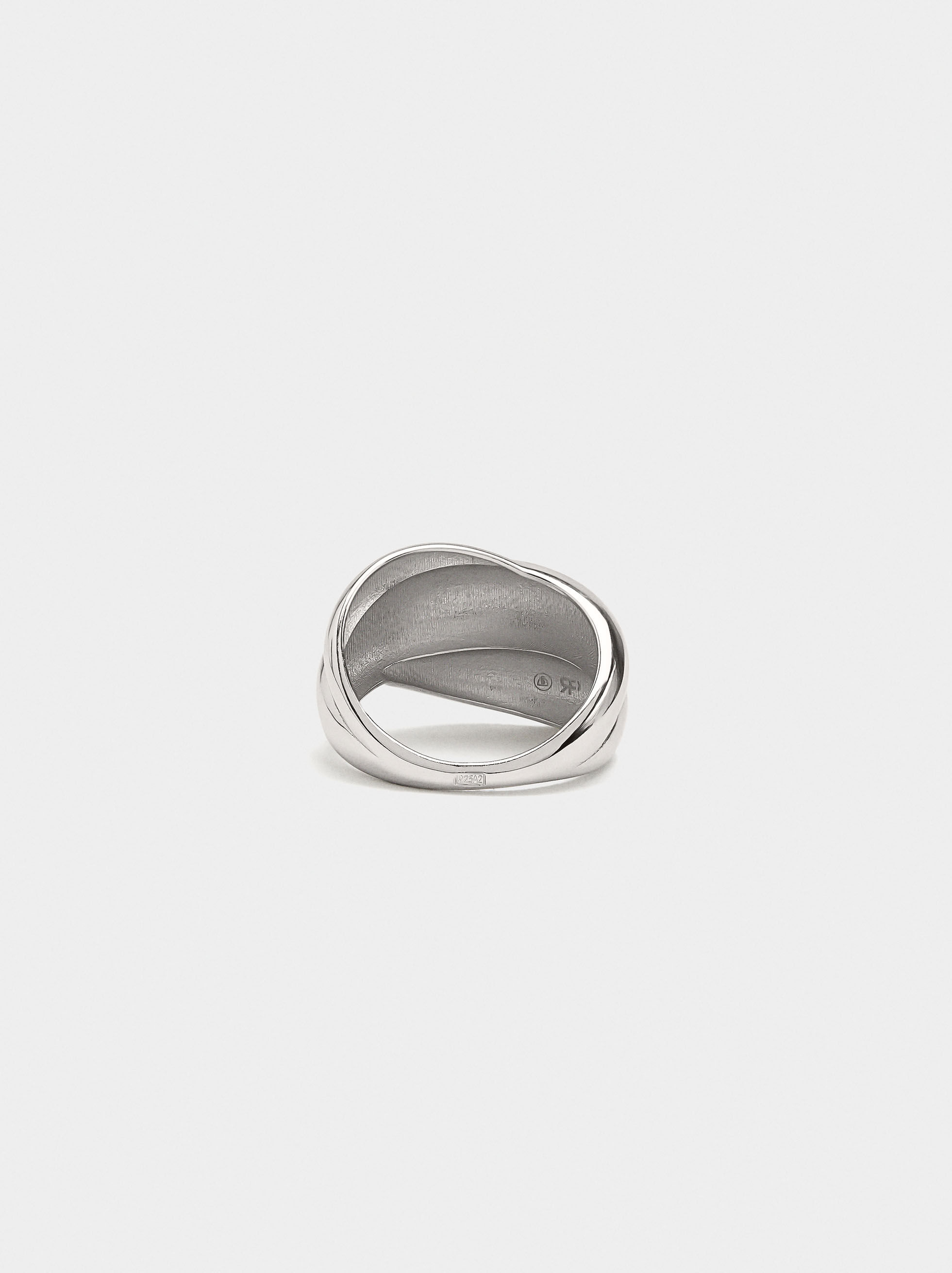 Anillo redondo con relieve - plata de ley 925